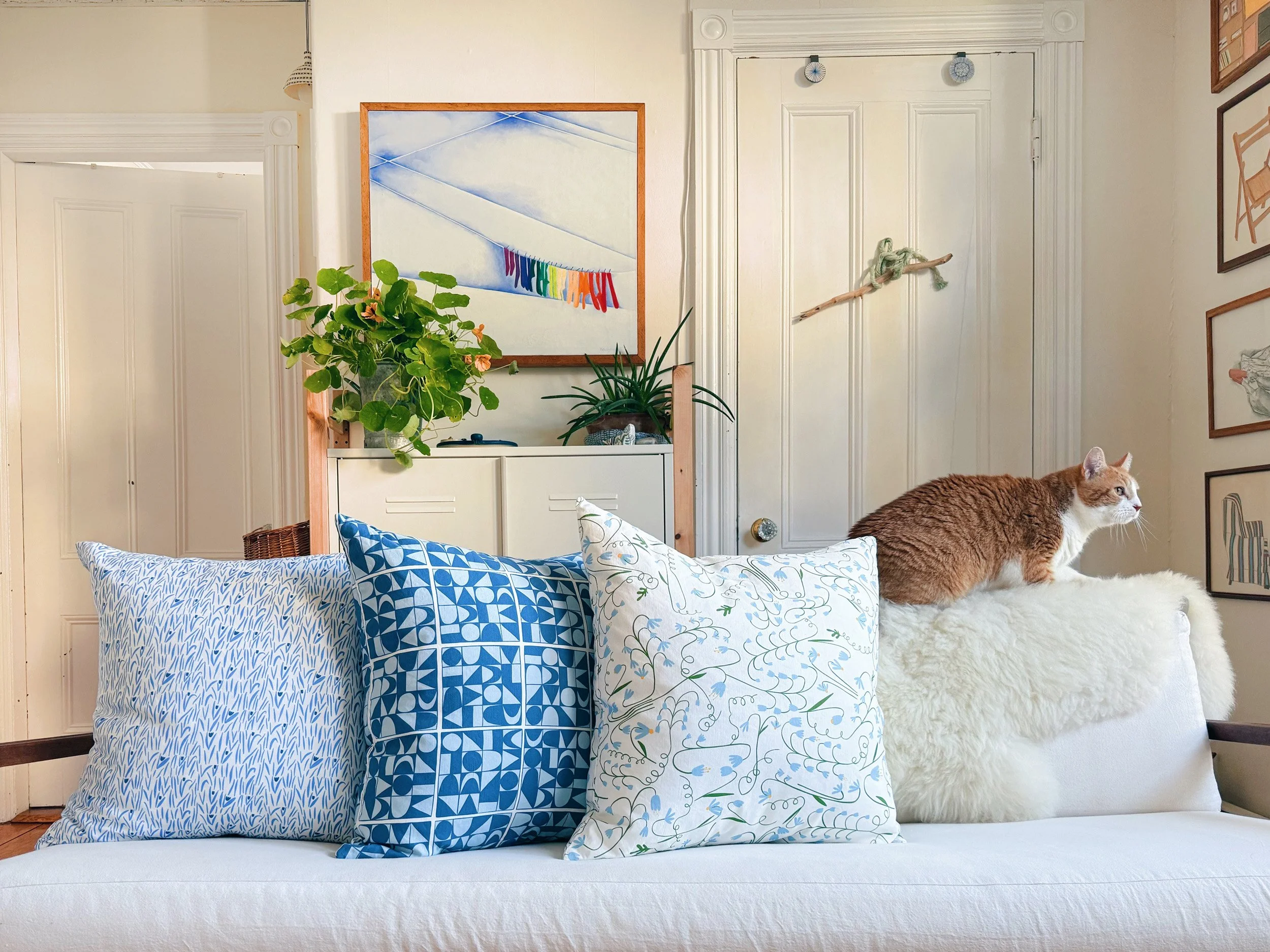 Linen and cotton throw pillow in geometric design