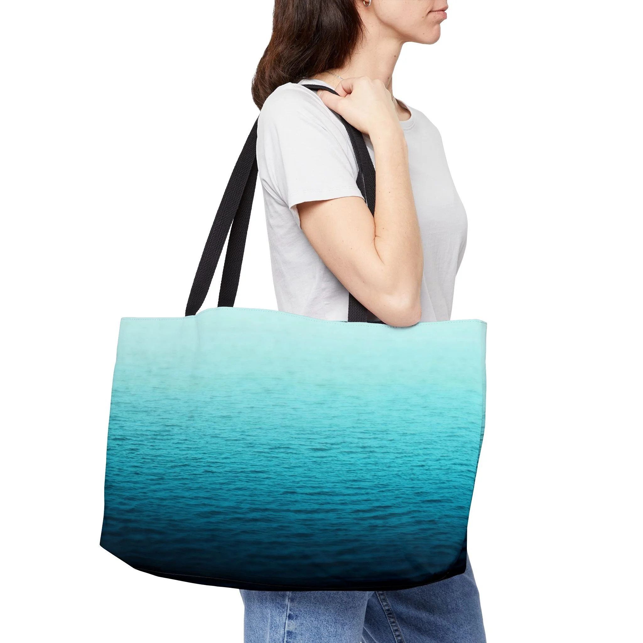 Aquamarine Sea - Weekender Bag Context 2.png