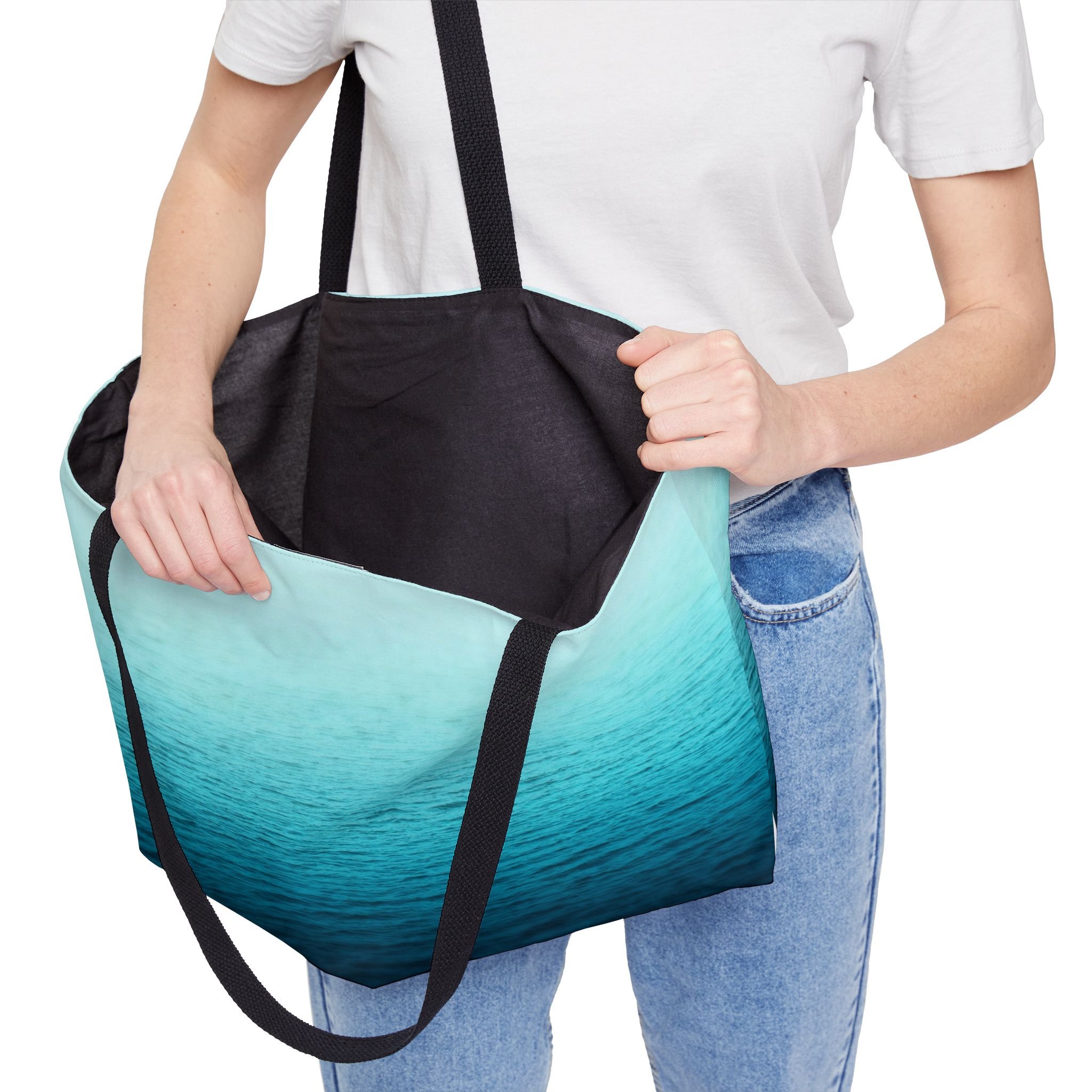 Aquamarine Sea - Weekender Bag Context 3.png