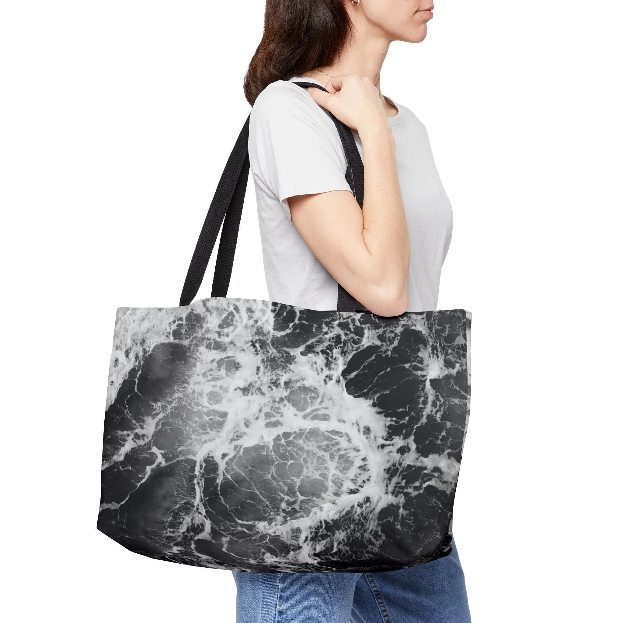 Black Ocean Surf - Weekender Bag Context 2.png