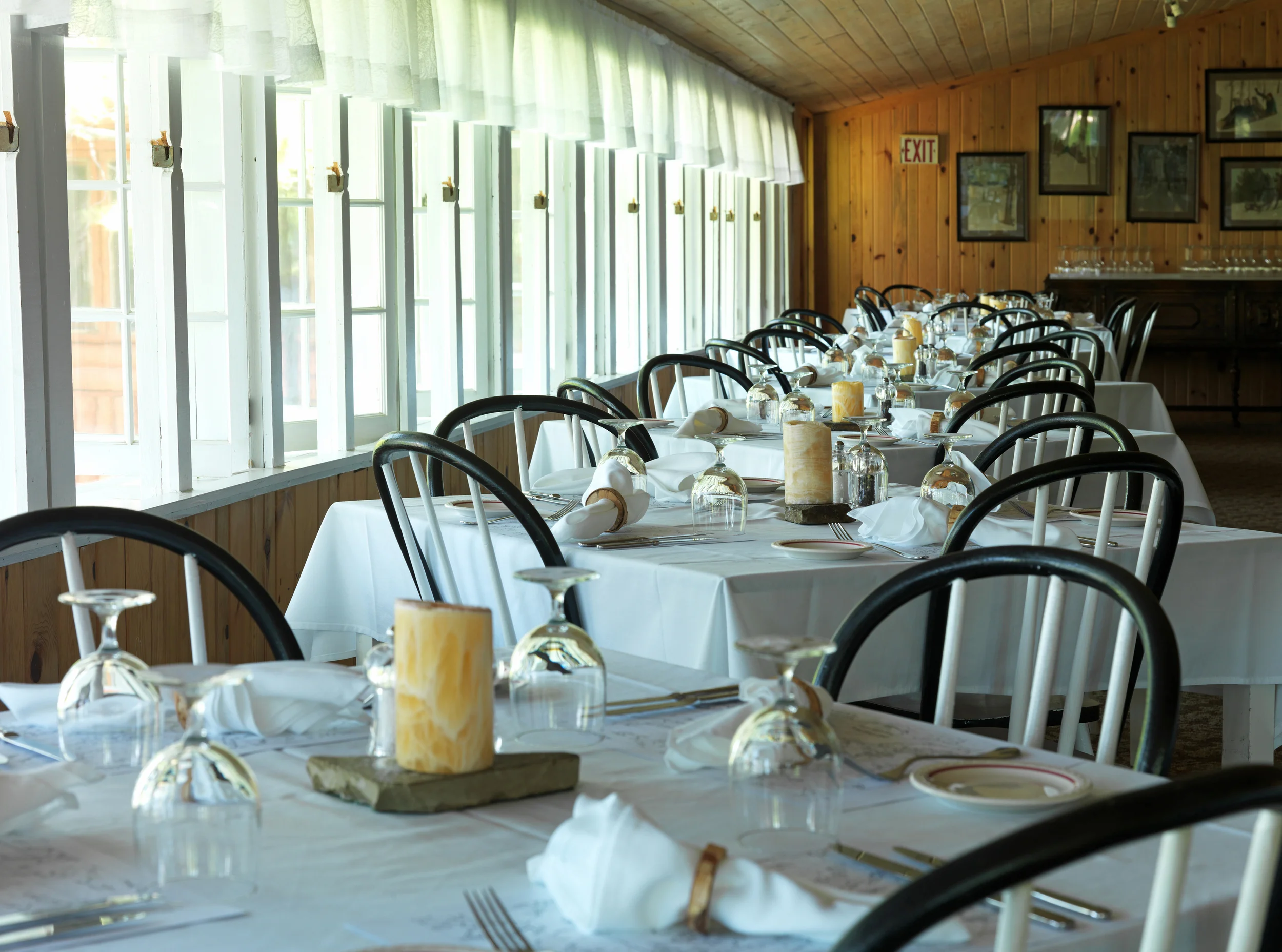 Dining_Room_2015.jpg