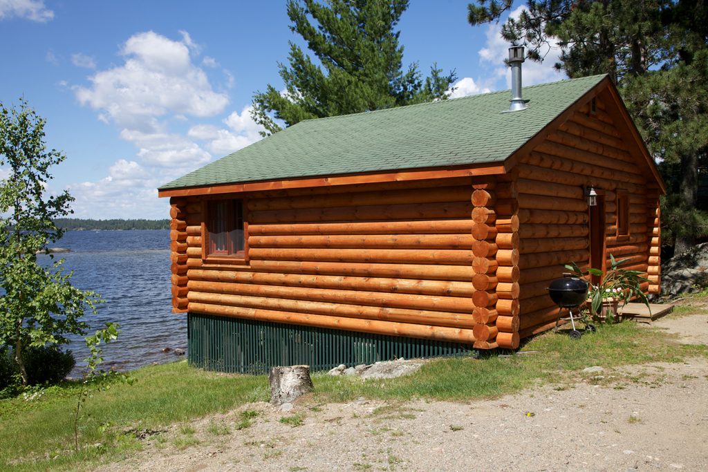 Cabin25_exterior.jpg