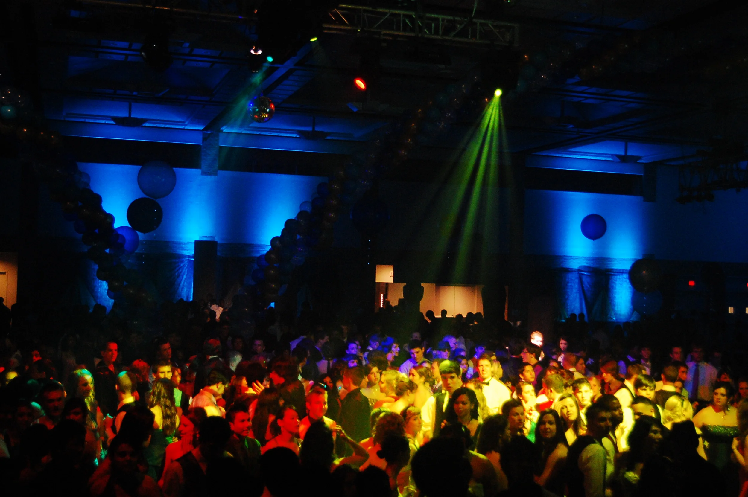 AHS Prom 2010_099.JPG