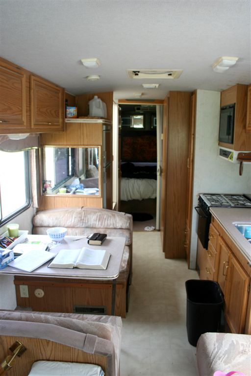 03_RV Interior Front BEFORE.jpg