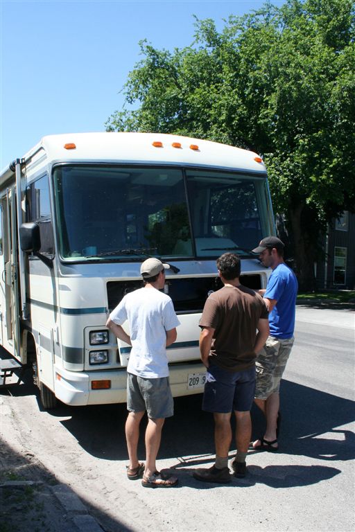 04_Matt Talks Veggie with Dan and Dave.jpg