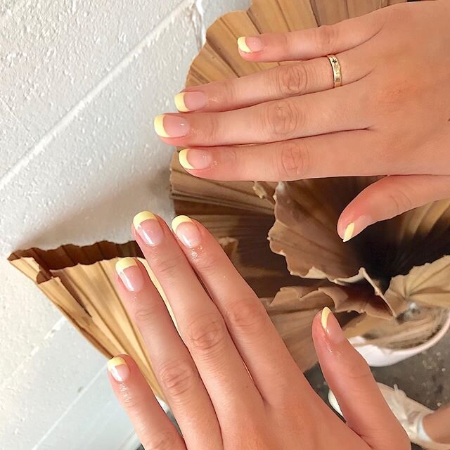 Don&rsquo;t want acrylics? Gel polish over your natural nails may be the perfect option for you ✨ Prices starting at $45 and last up to 3 weeks ~ TO BOOK TEXT 0432 720 425 💕 #naturalnails #adoredolldparlour #getnailedright