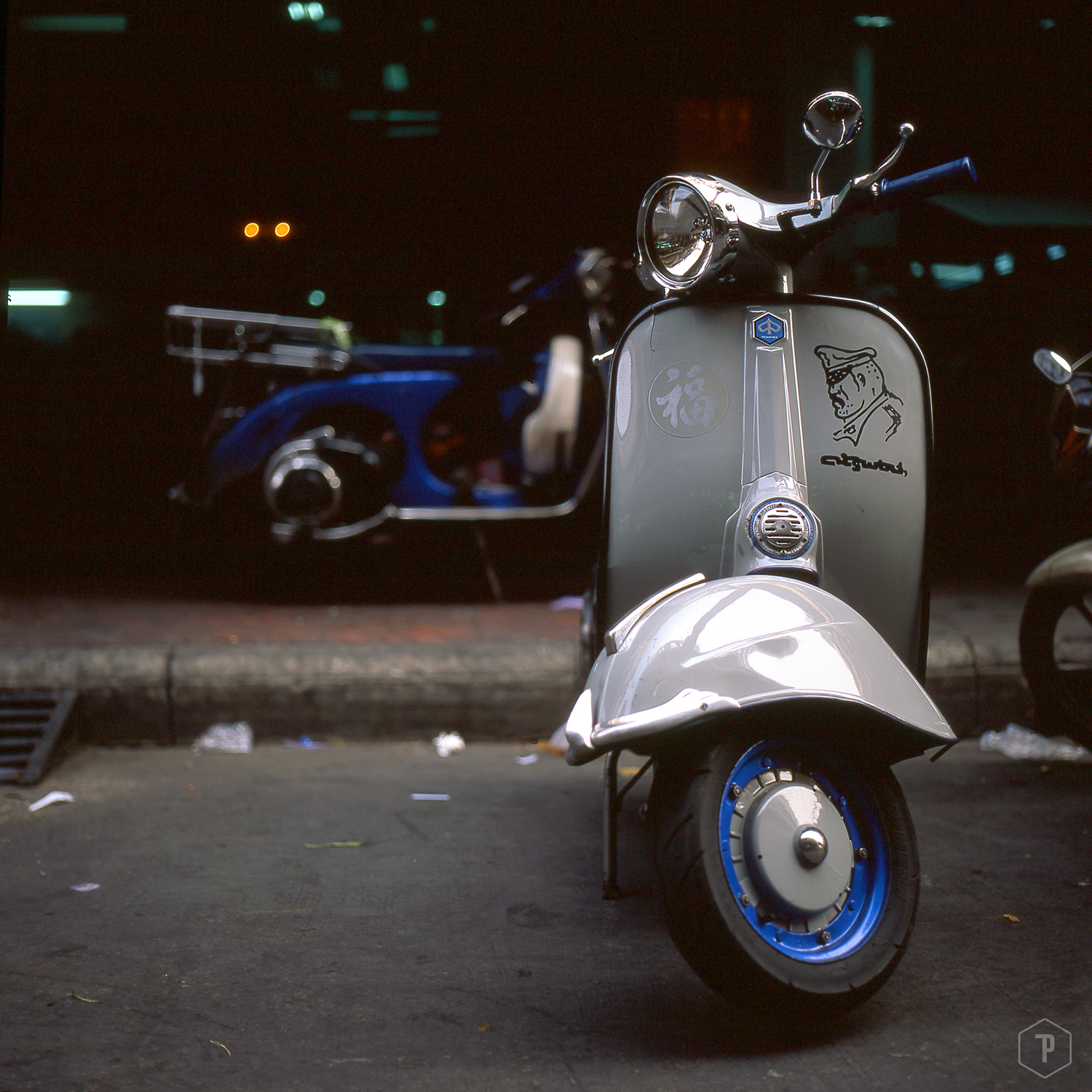 Vespa27.jpg