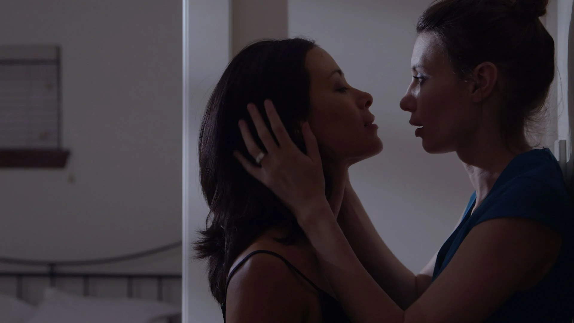 Darcy and Kristen S02.jpg