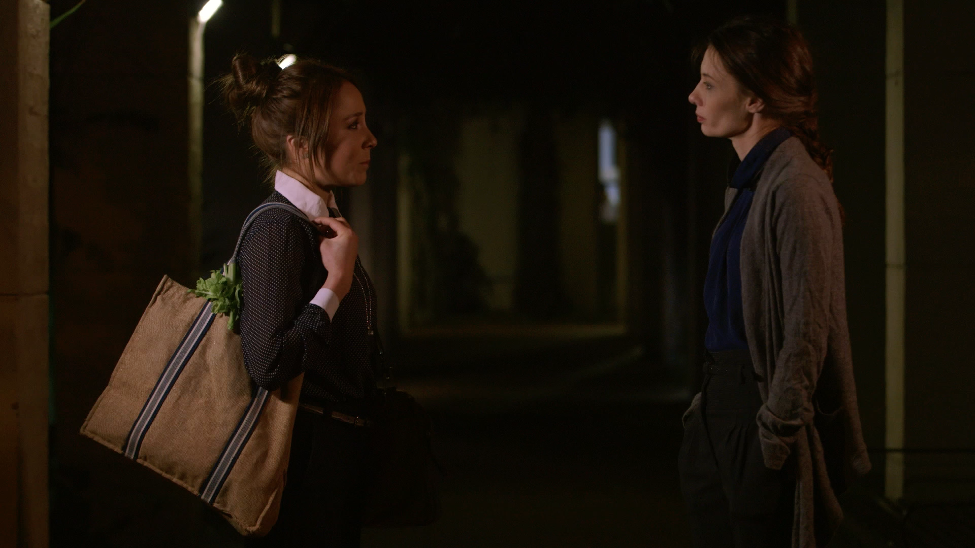 SFN S04E02 Steph and Kristen.png