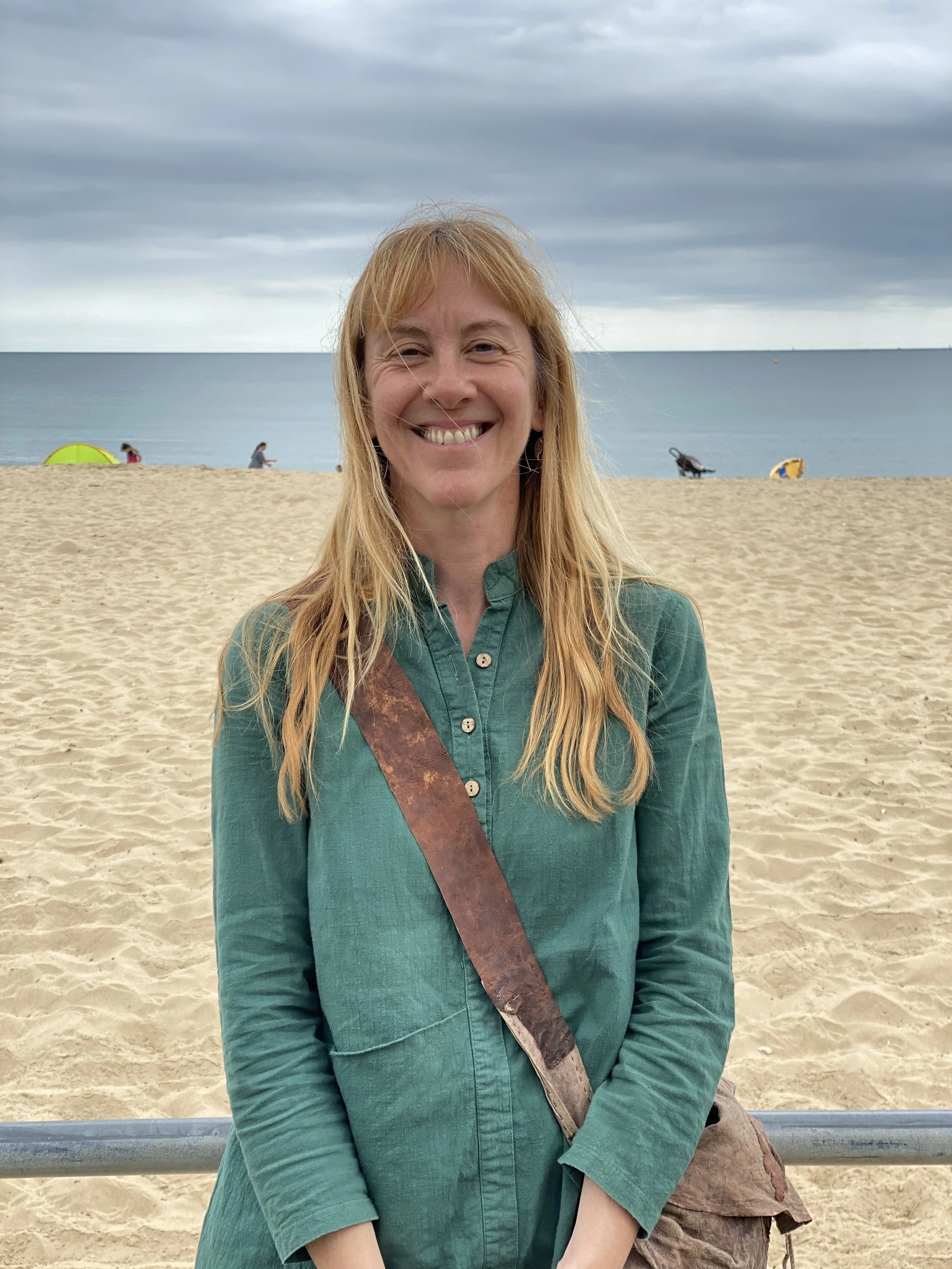 Caro foraging at beach.JPG