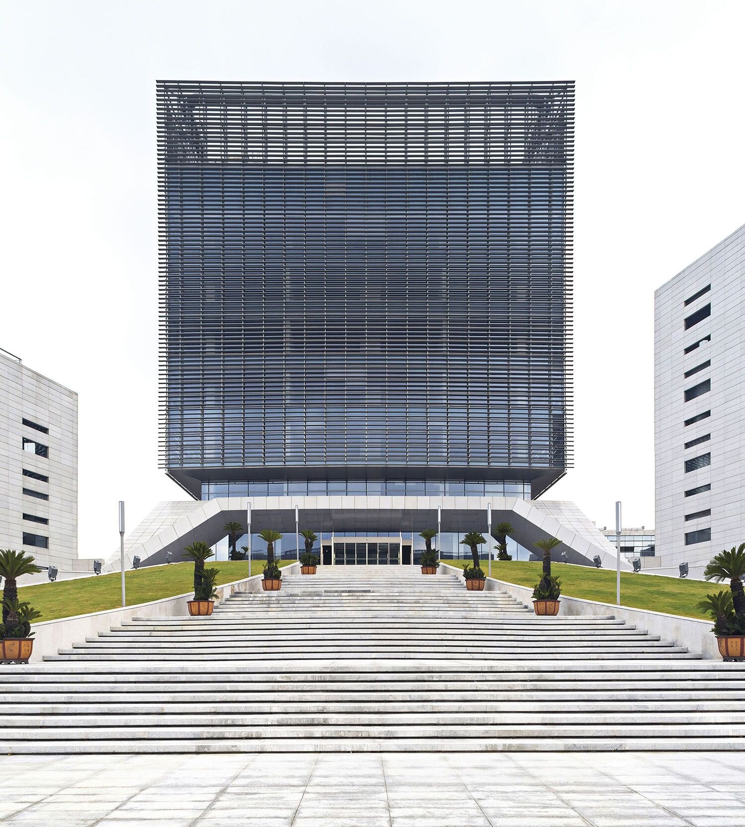shanghai-banque-exterieur-dascia-chan-you.jpg