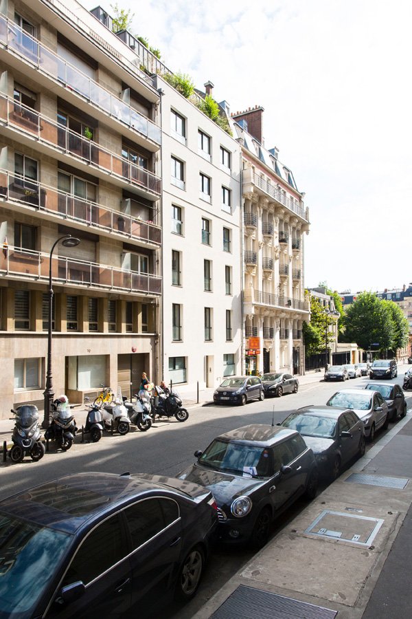 rue-poussin-exterieur-surelevation-dascia.jpg