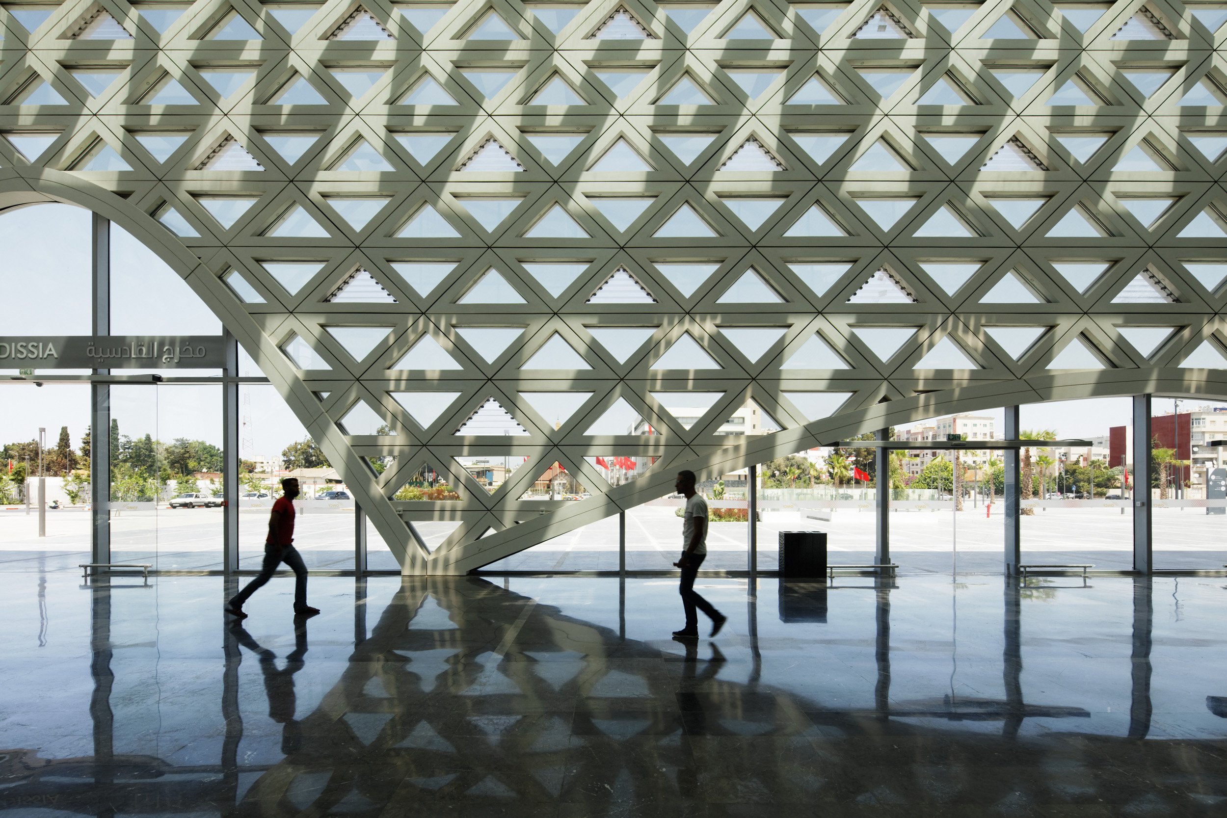 dascia-kenitra-interieur-lumiere-takuji.jpg