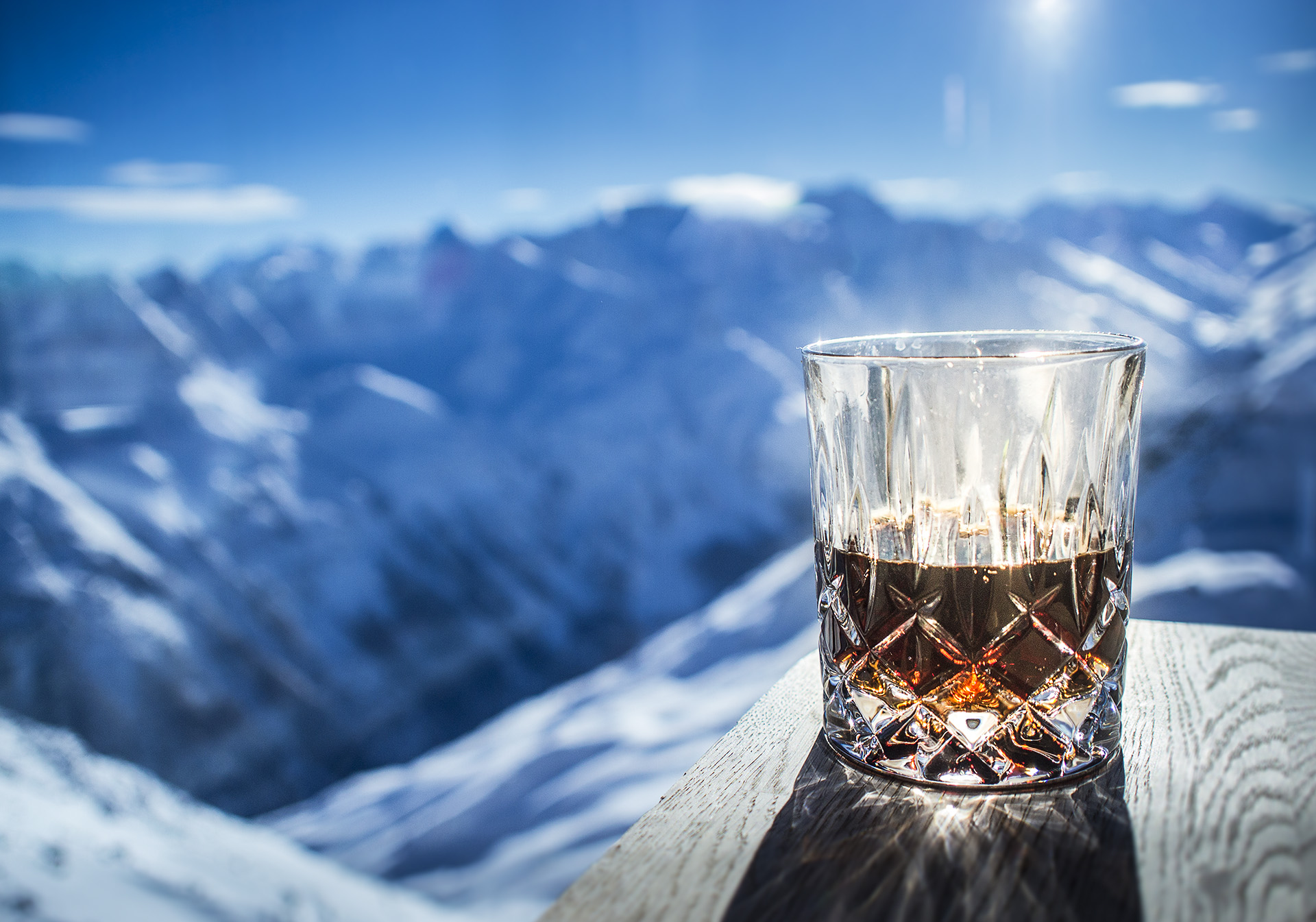 Wer kein komplettes Dinner konsumieren will, ist in der Ice Q Lounge willkommen. 