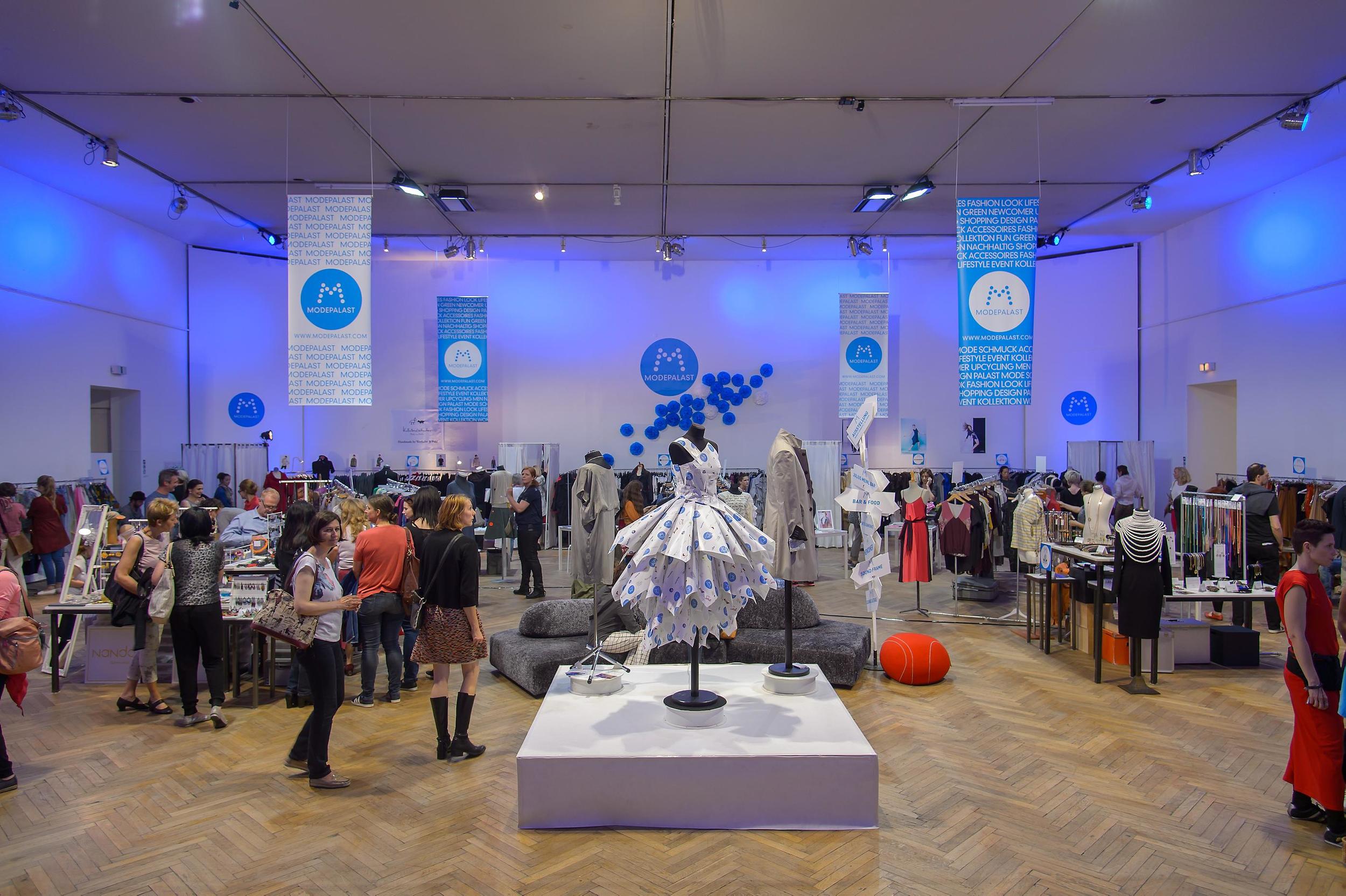 Modepalast,
Kunsthaus, Wien, 8.5.2015,