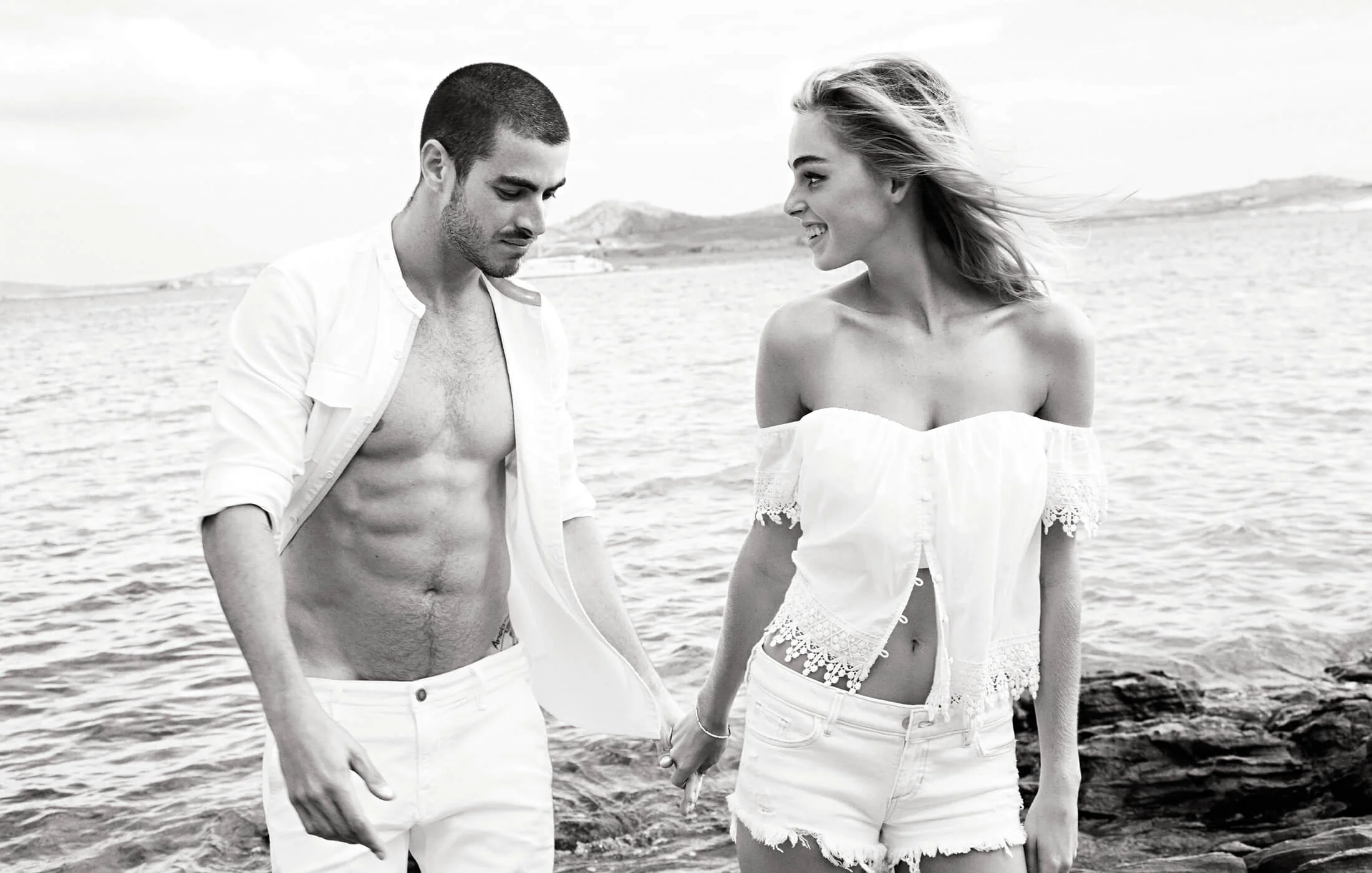 GUESS_Spring2016_Catalog_06.jpg