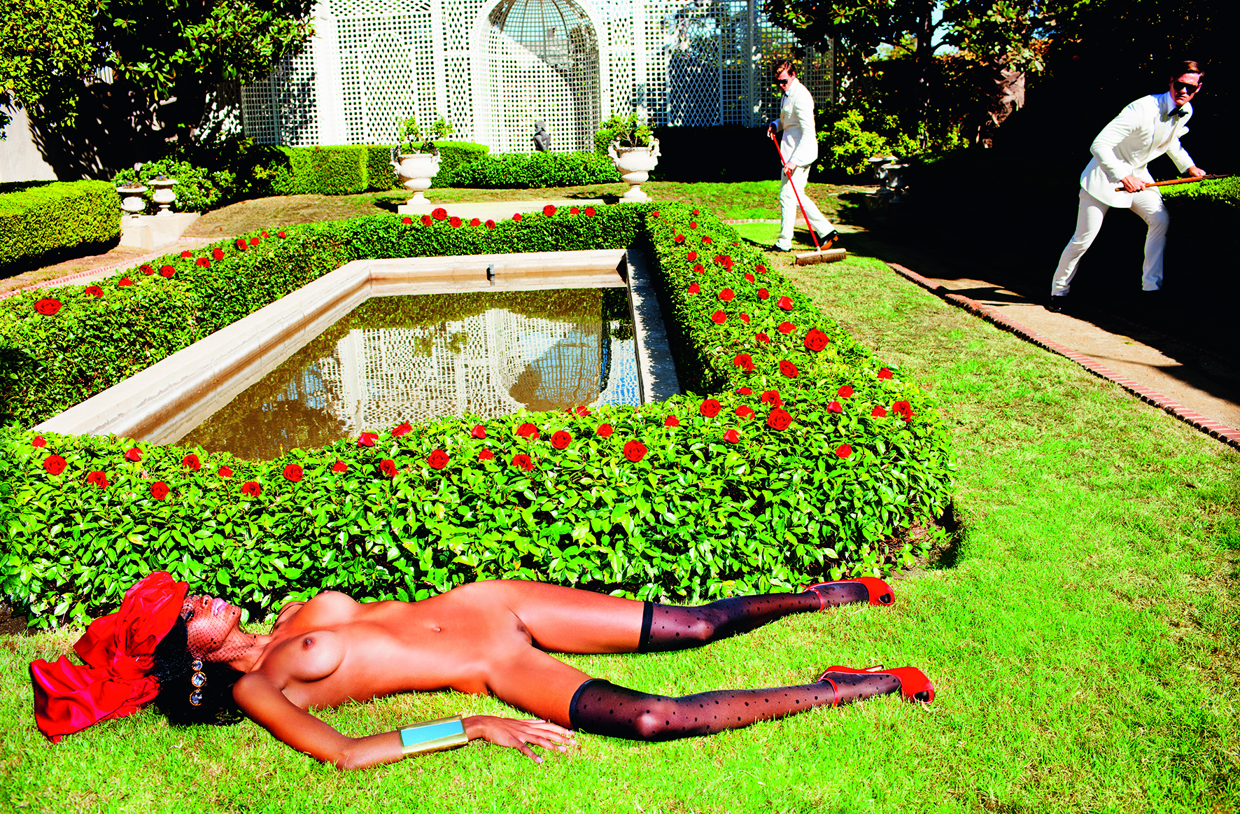 Gardening Hollywood, Los Angeles, 2010 Photo © 2016 Tony Kelly. All rights reserved. www.tonykellyphotography.com