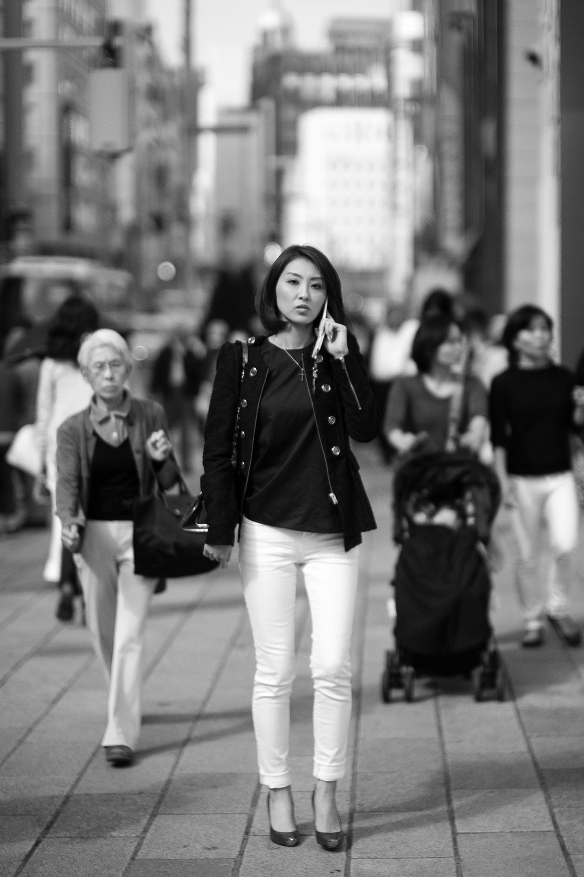 © Mark Strachan_Shopper Ginza Japan 2014 NOCTI with M240