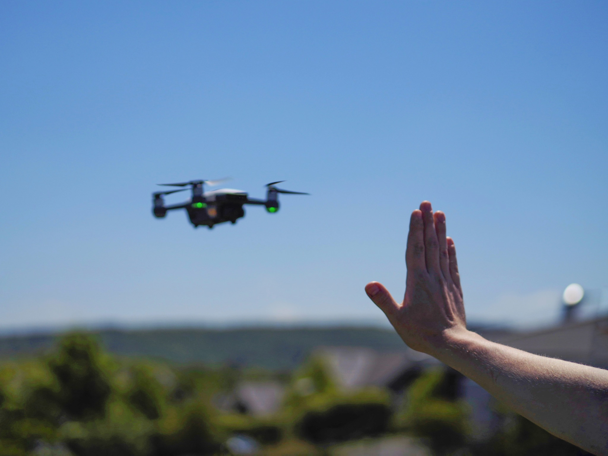Gestengesteuerte DJI Spark - Foto: Lena Oberhofer