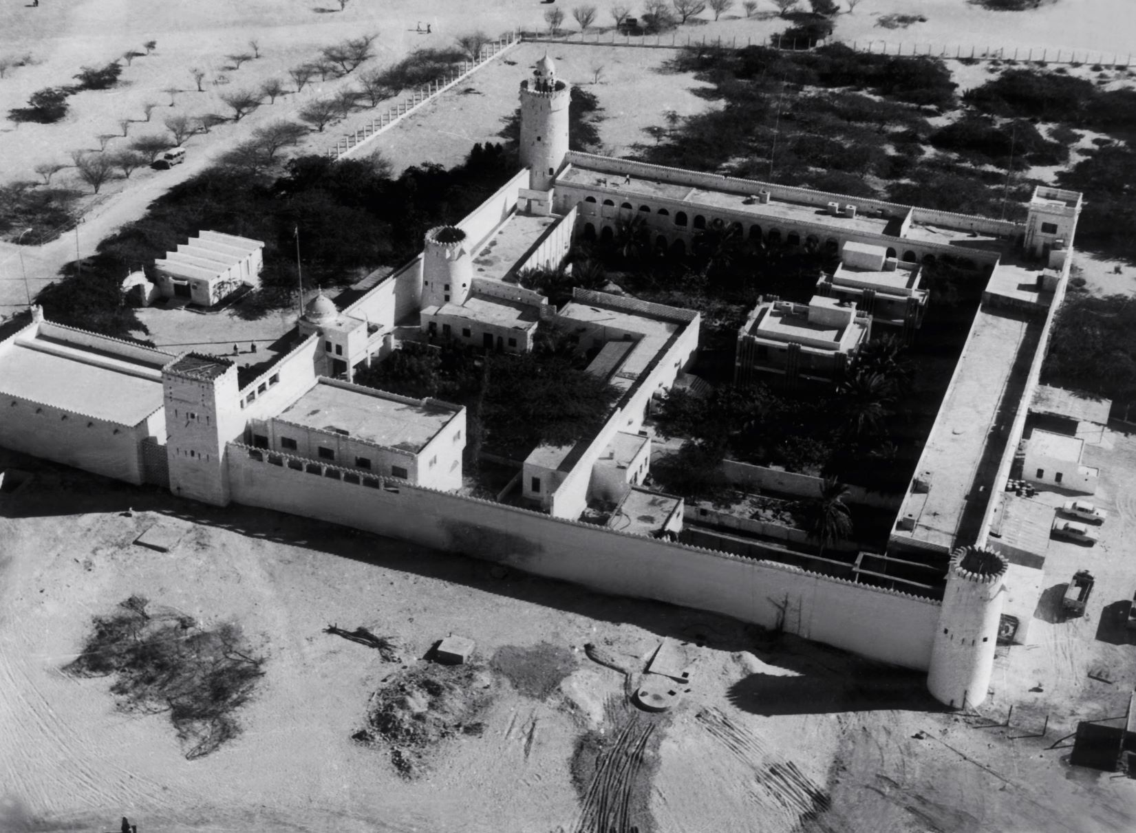 1. Aerial view of Qasr Al Hosn in the 1960s. © BP plc, Courtesy of National Archives.jpg