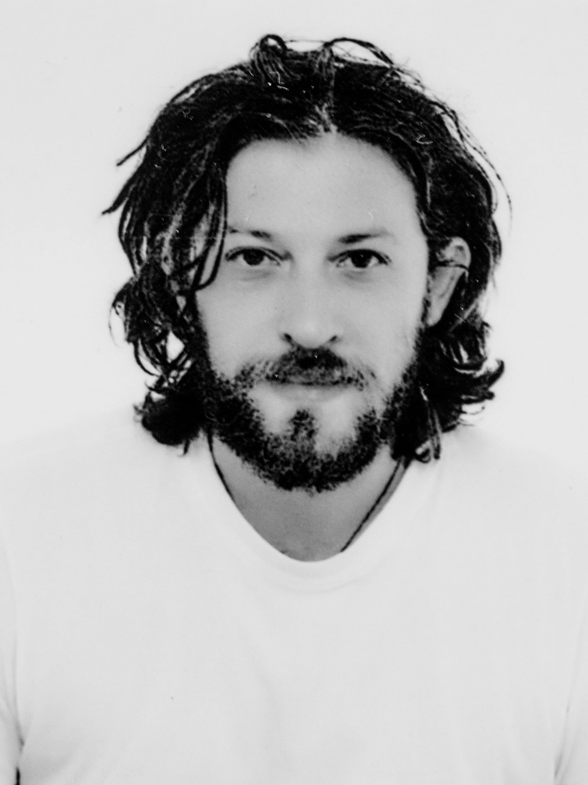 Portrait_Enri Canaj