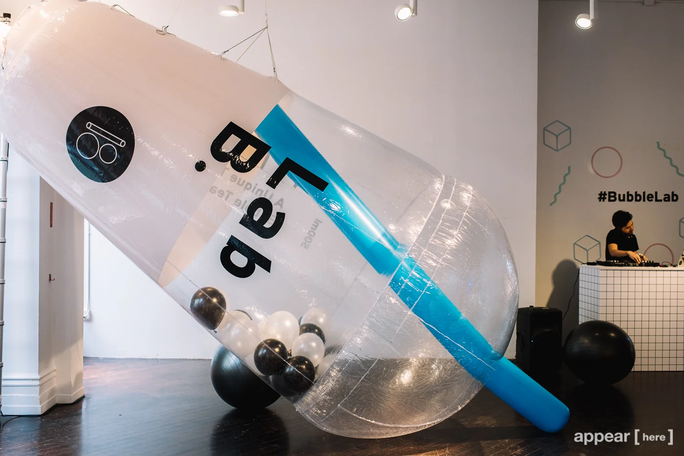 Bubble tea balloon. Photo credit: AppearHere