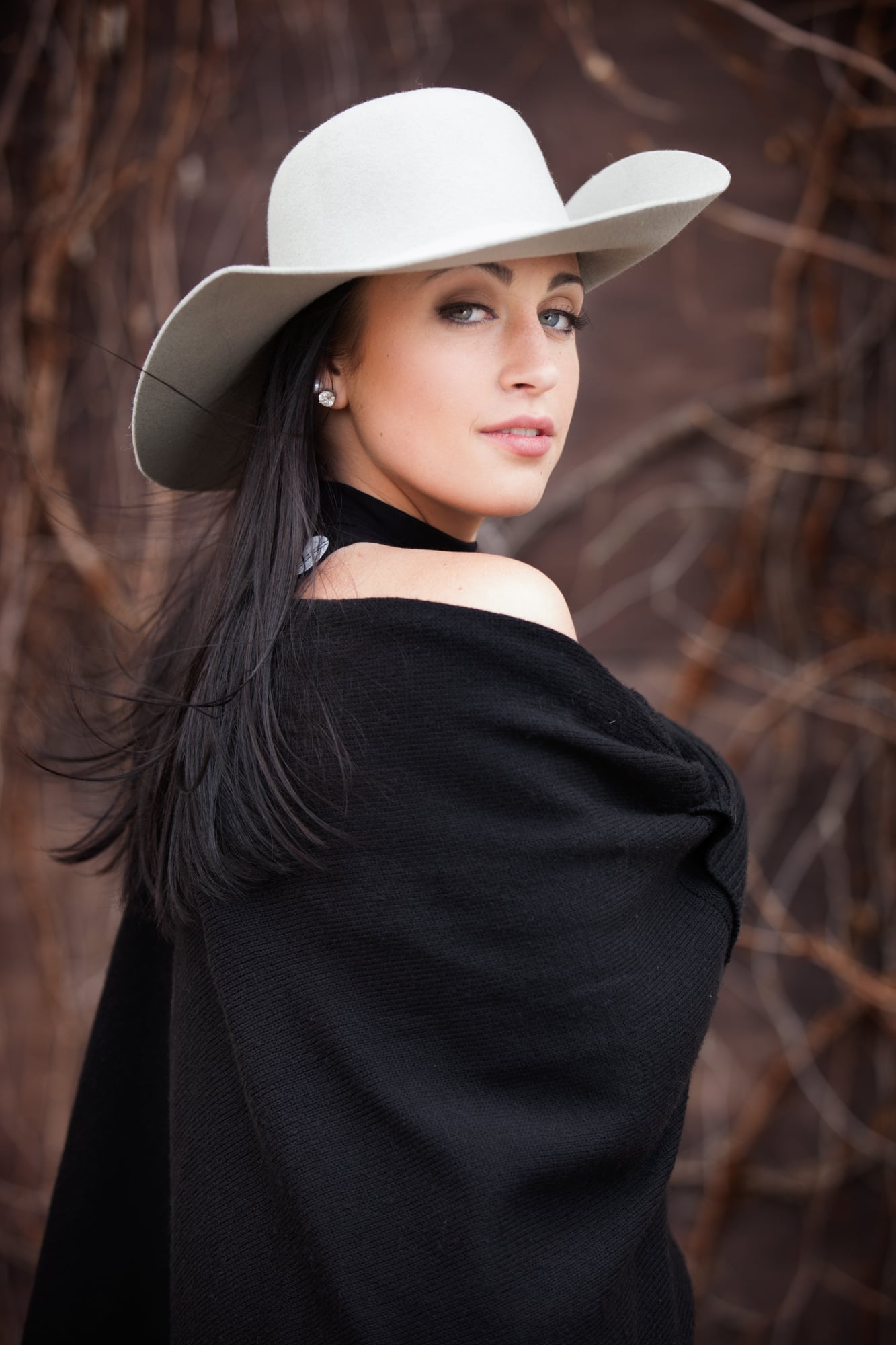 fancy-lady-attitude-hat-serious-model-andover