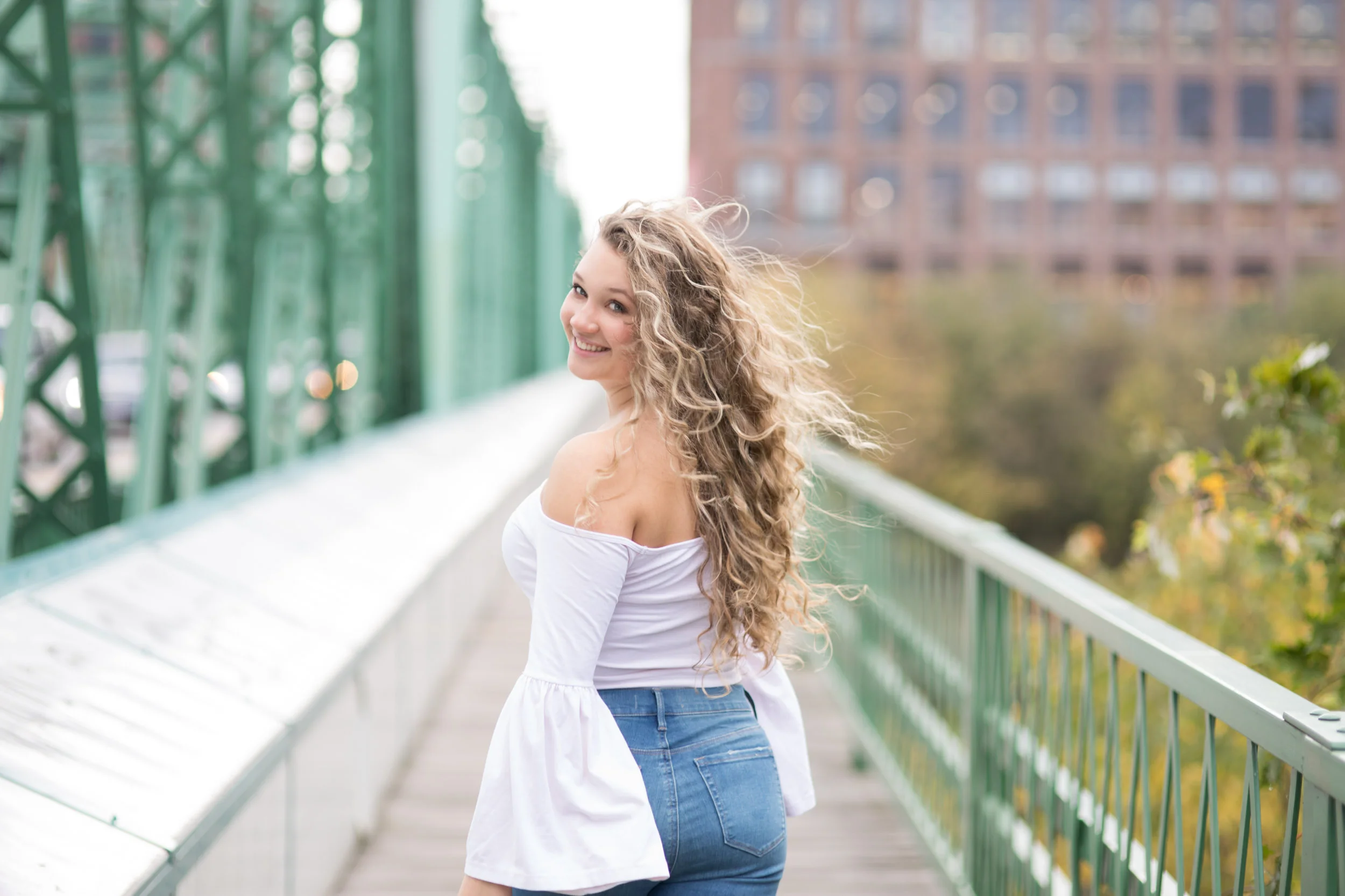 lawrence-mills-bridge-editorial-high-school-senior.jpg