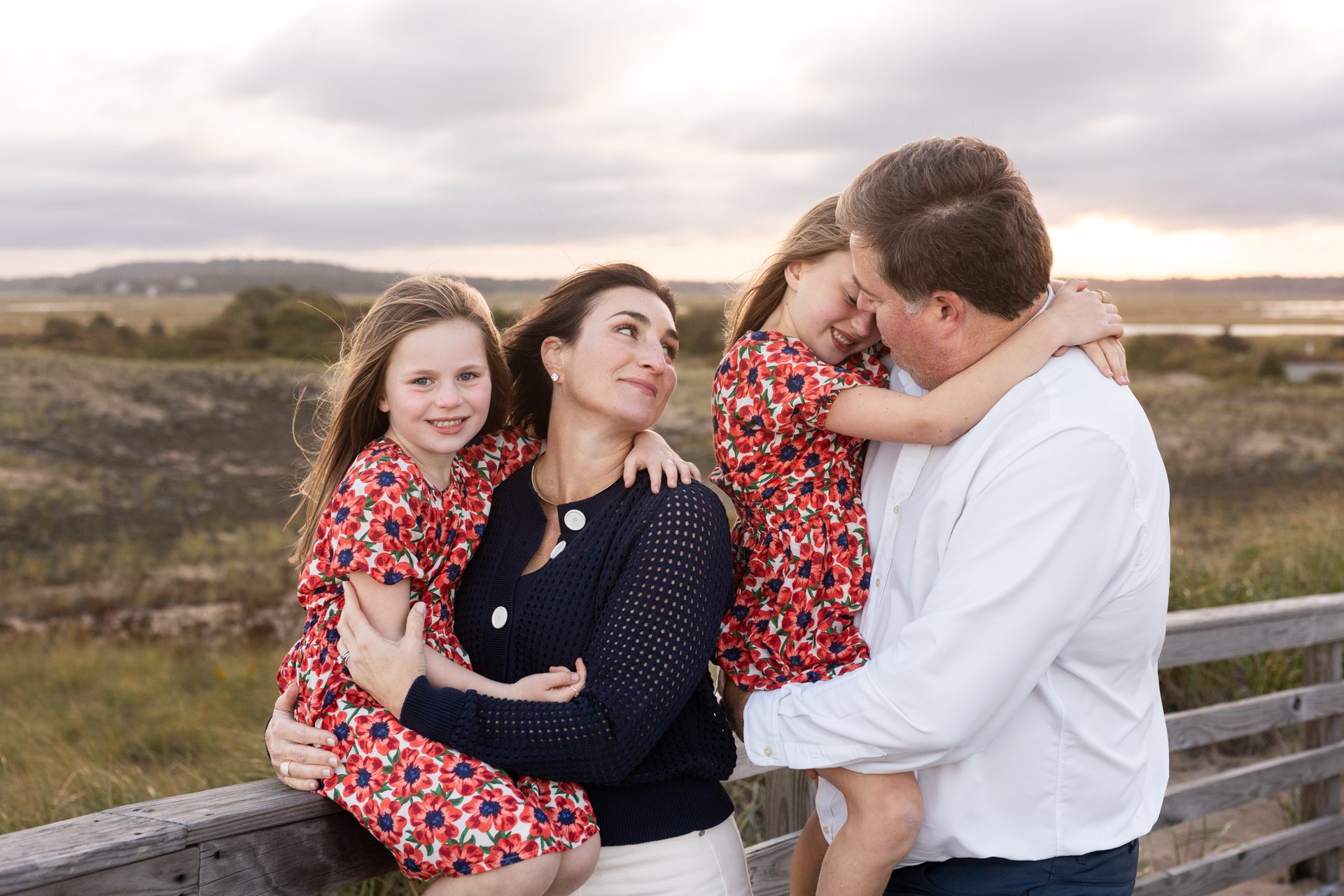 family-photographer-in-boston-beach-photoshoot-newburyport