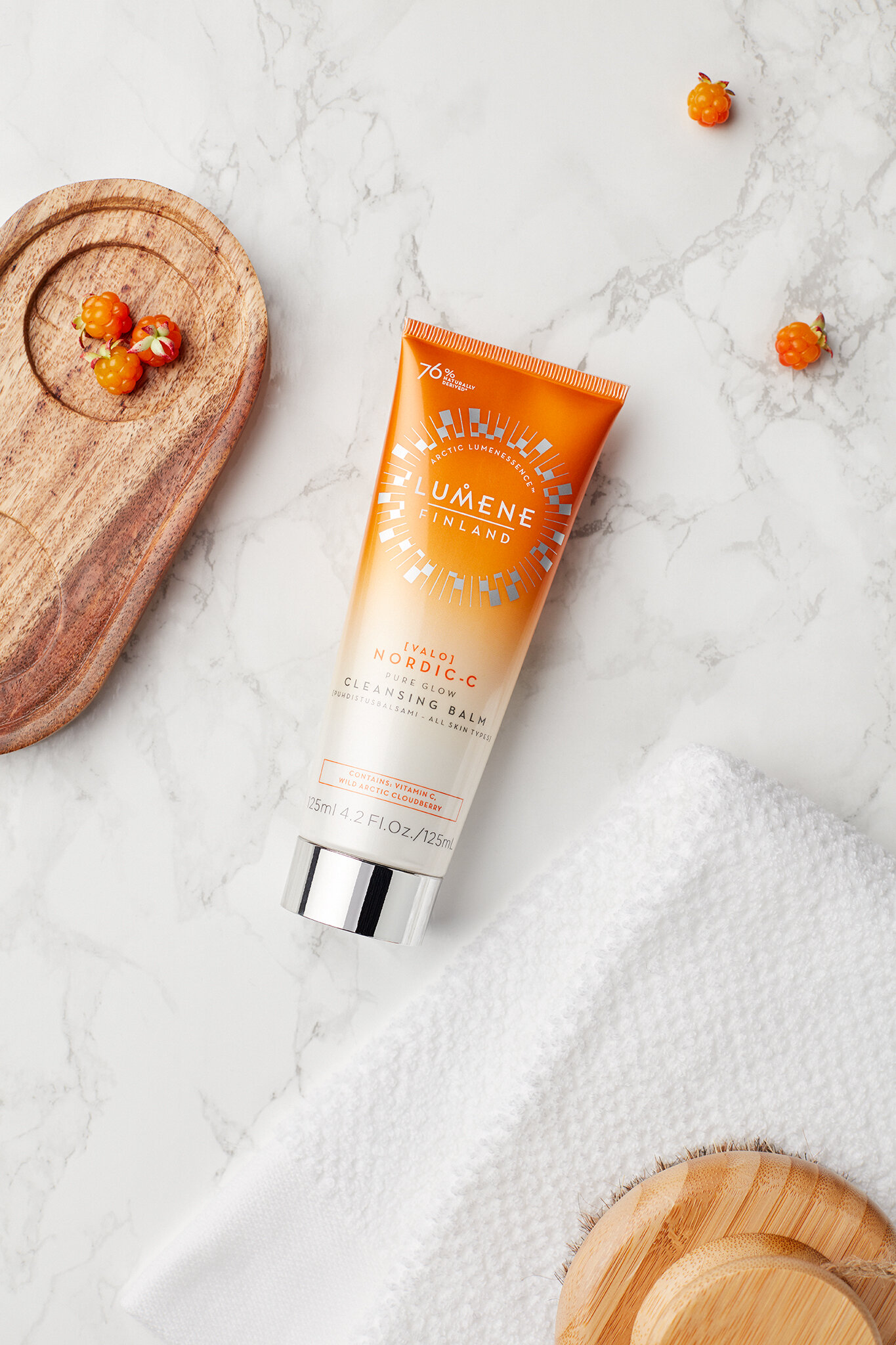 Lumene_Nordic-C_Cleansing_Balm_ottoturunen.jpg