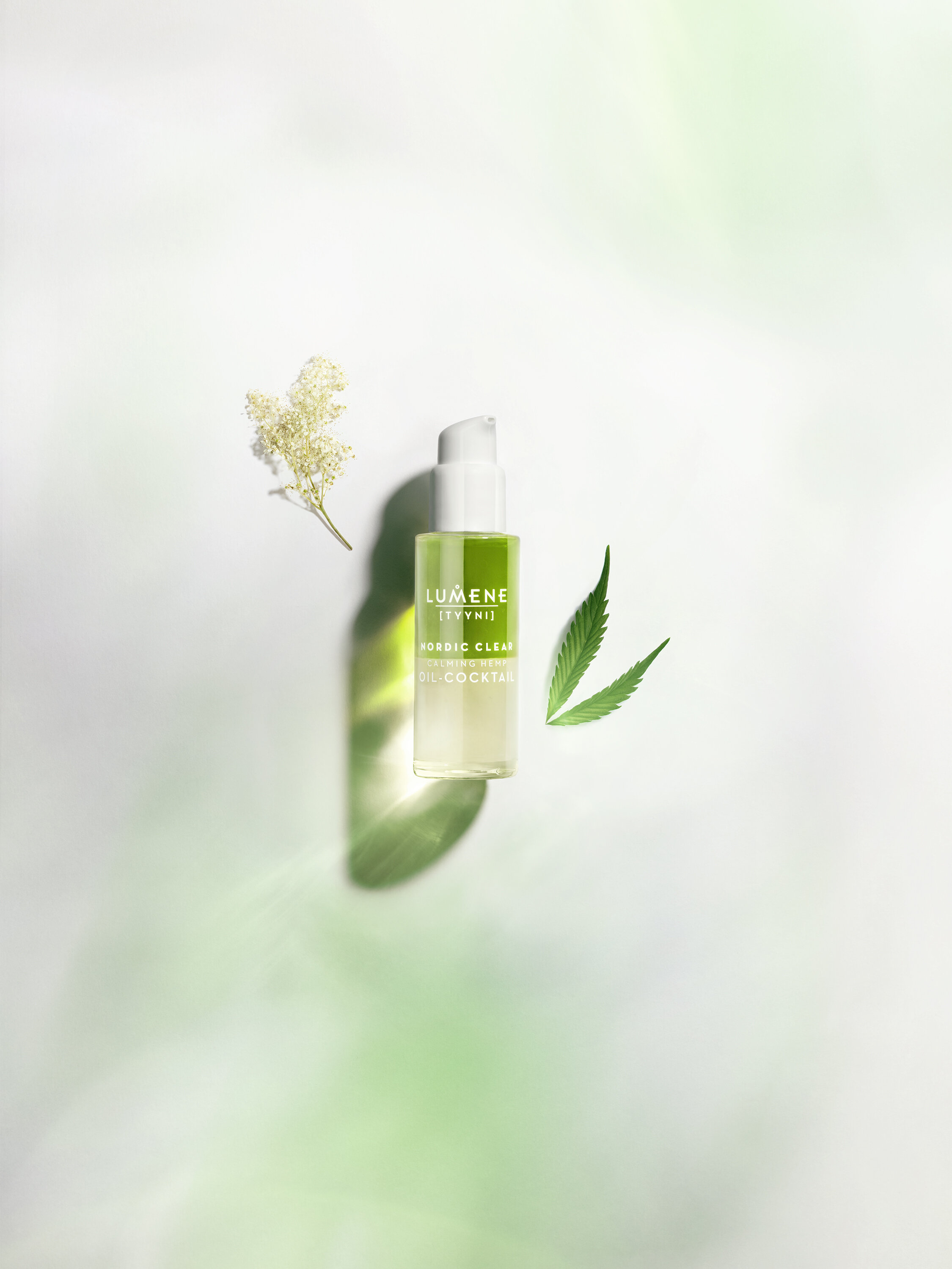 Lumene_TYYNI_Nordic_Calm_Calming_Hemp_Oil-Cocktail_CPS_ottoturunen.jpg