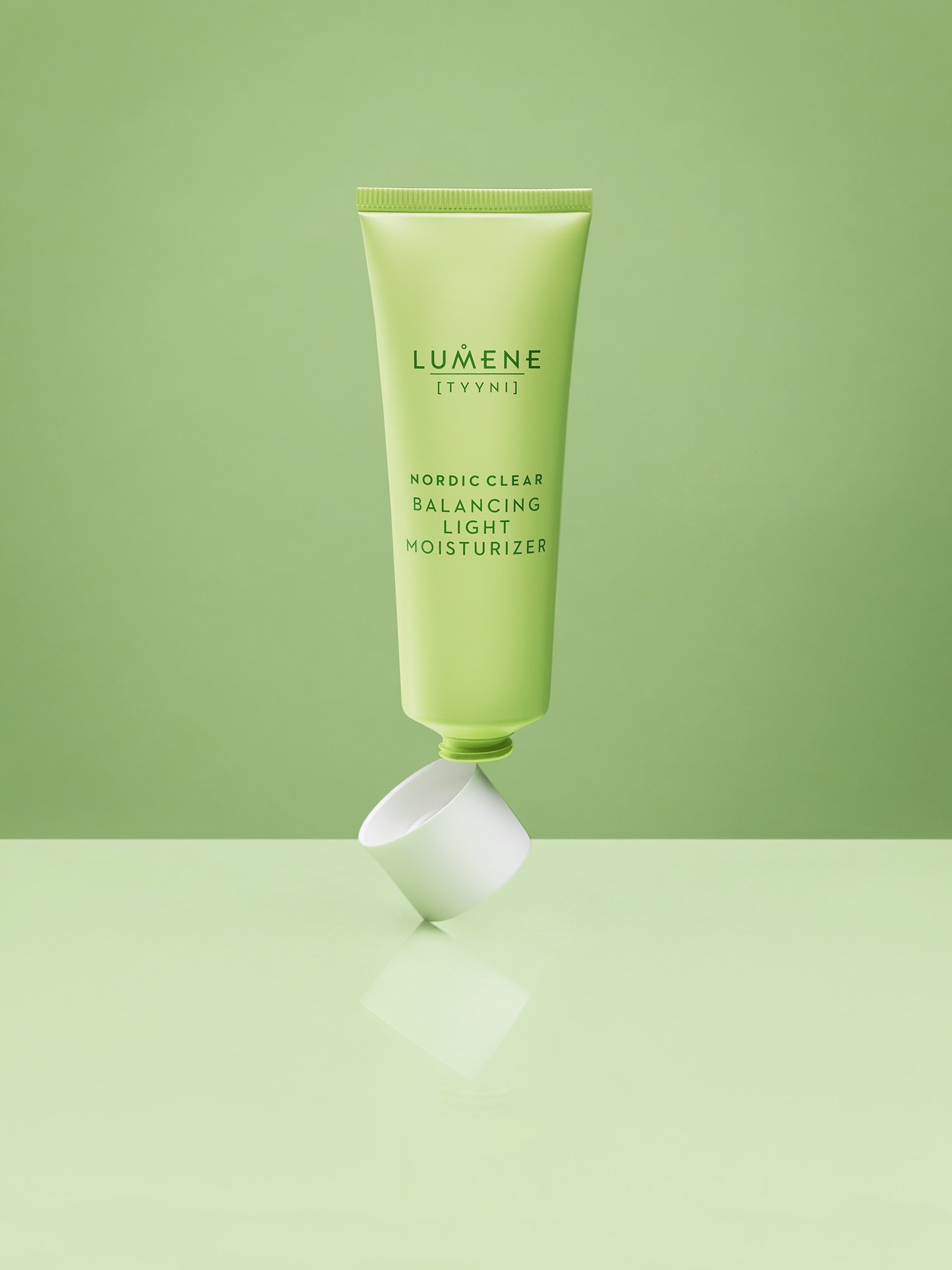 Lumene_TYYNI_Nordic_Clear_Balancing_Light_Moisturizer_CPS.jpg