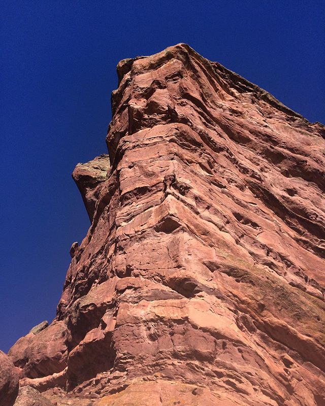 Does anyone see the lion?

#mufasa #redrocks #colorado #nature #outdoors #hoshtag