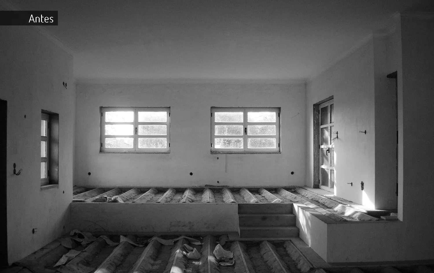 06 - Living Room - Before_Sala - Antes.jpg