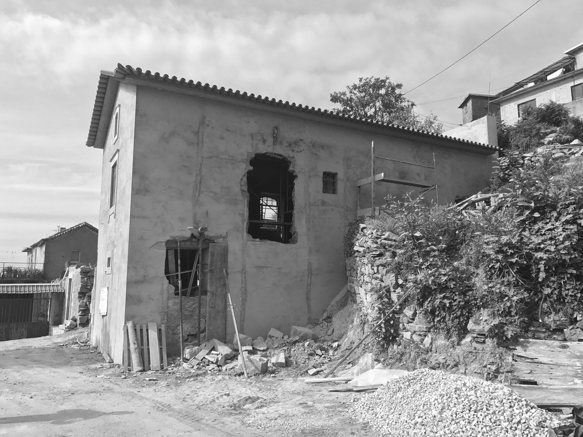 Moradia Folgorosa - Vale de Cambra - EVA atelier - Arquitectura - Obra - Arquitecto - Porto - EVA evolutionary architecture (1).jpg