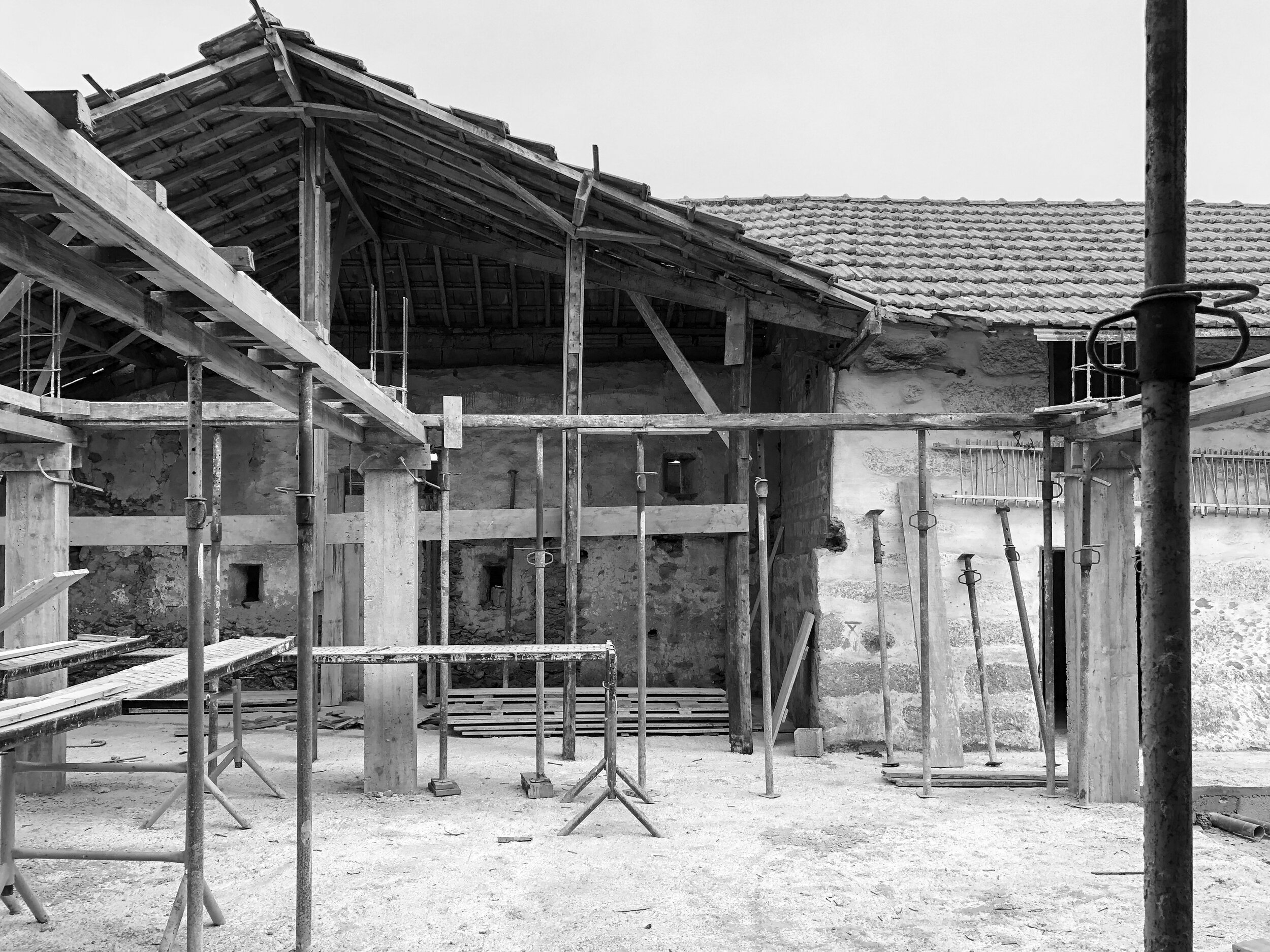 Moradia Ribeiro - EVA atelier - reconstrução - vila nova de gaia - arquitectos (8).jpg