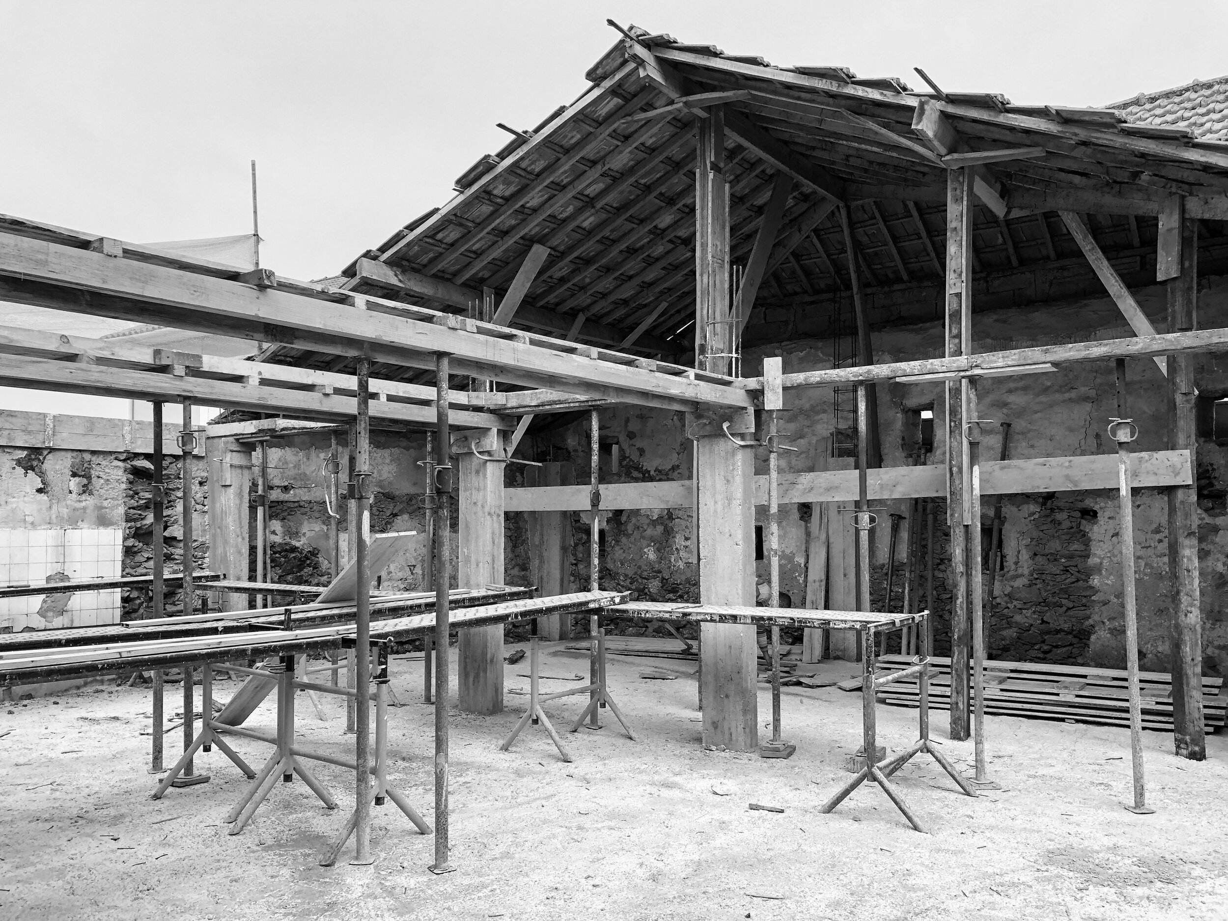 Moradia Ribeiro - EVA atelier - reconstrução - vila nova de gaia - arquitectos (9).jpg