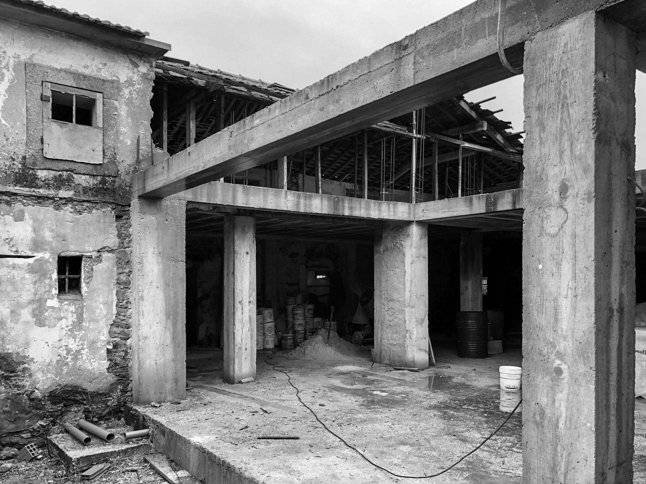 Moradia Ribeiro - EVA atelier - reconstrução - vila nova de gaia - arquitectos (5).jpg