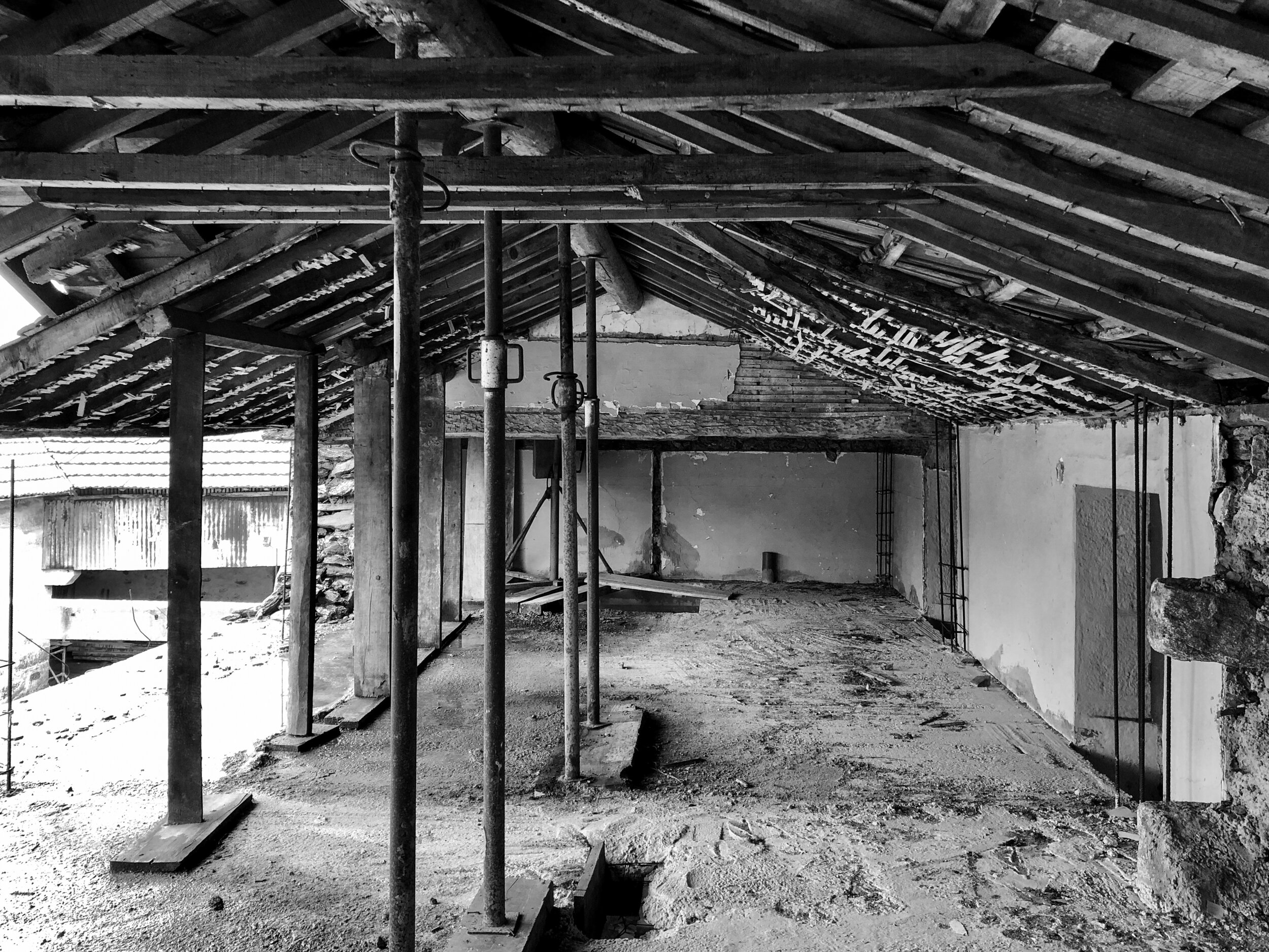 Moradia Ribeiro - EVA atelier - reconstrução - vila nova de gaia - arquitectos (11).jpg