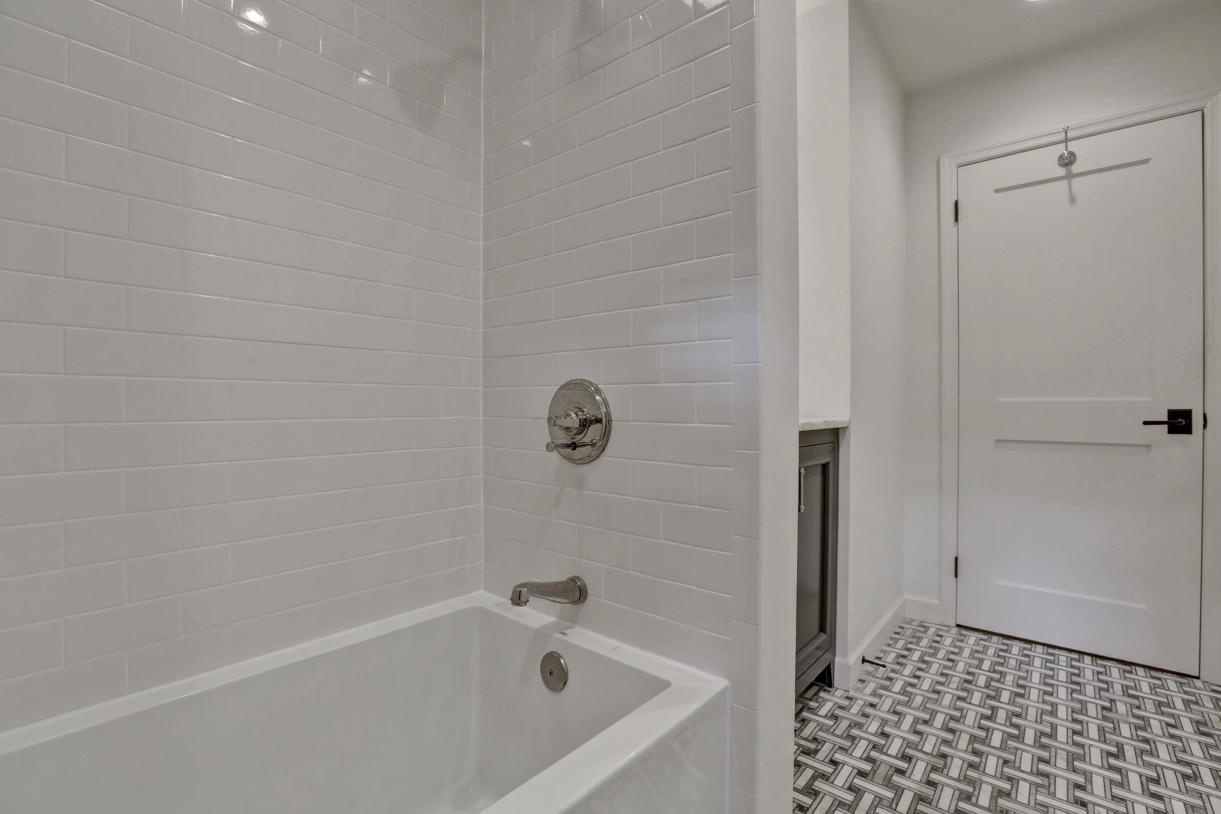 2825 Shady Valley-18.JPG