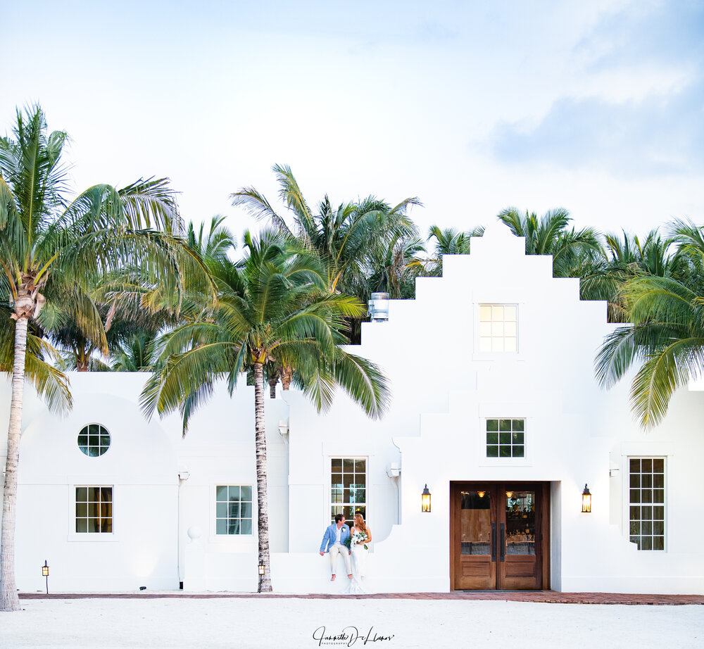 Weddings at Isla Bella Resort in Marathon in the Florida Keys — Jannette De  Llanos Photography