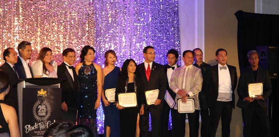 The PACC-DC officers and board members receiving awards of appreciation for all their hard work. From left: Philippine Embassy representative, Jef Salonga (Board Member), Cristina Sison (President), Robert Llames (Board Member), Judith Mitchell (Public Relations), Sheila Bustamante (Treasurer), Juliette Barredo (Board Member), John Cabrera (Board Member), James Mata (Board Member), Joey Lim (Board Member), Peter Thieman (Board Member), Michael San Juan (Vice President), Francis Faina, (Secretary)