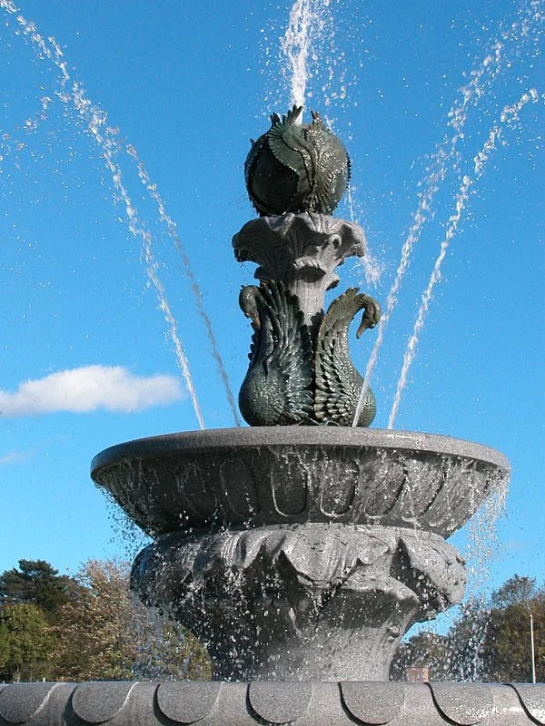  Top of fountain 
