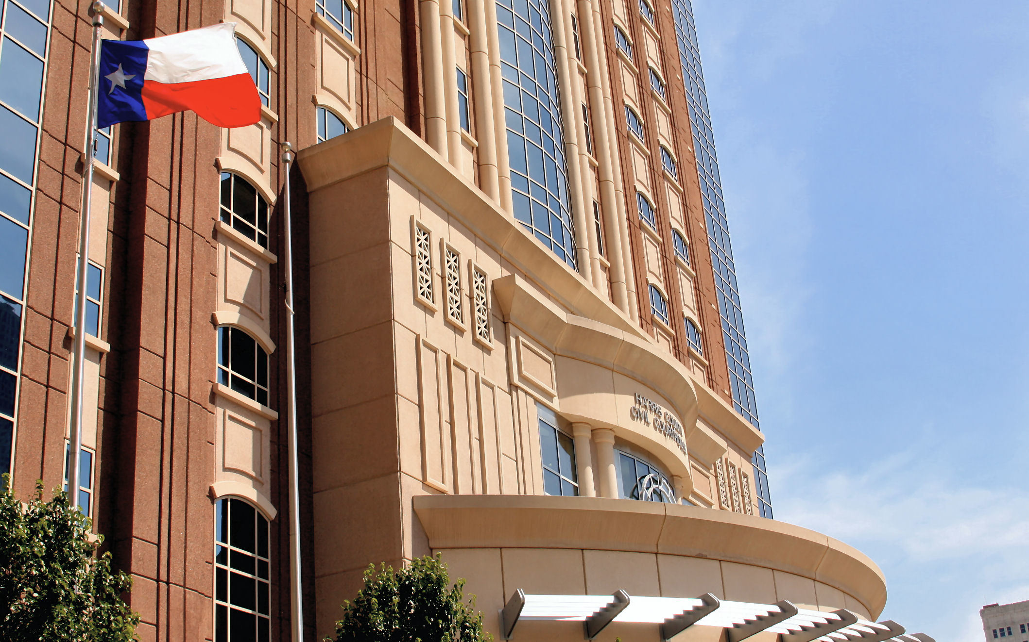 courthouse side view1 hor.jpg