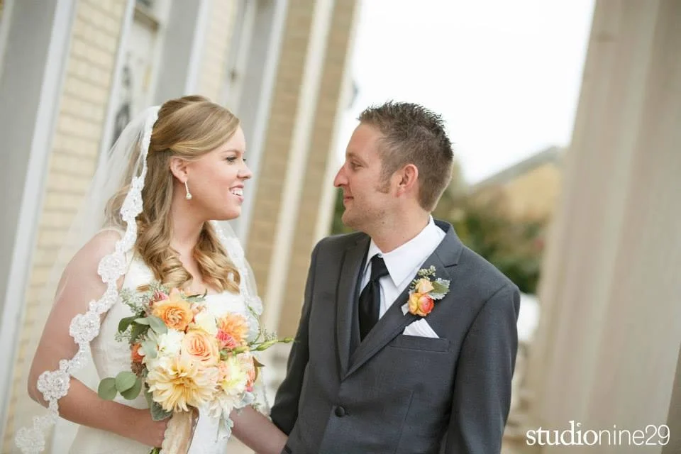 owensboro-wedding-river-peach-flowers.jpeg