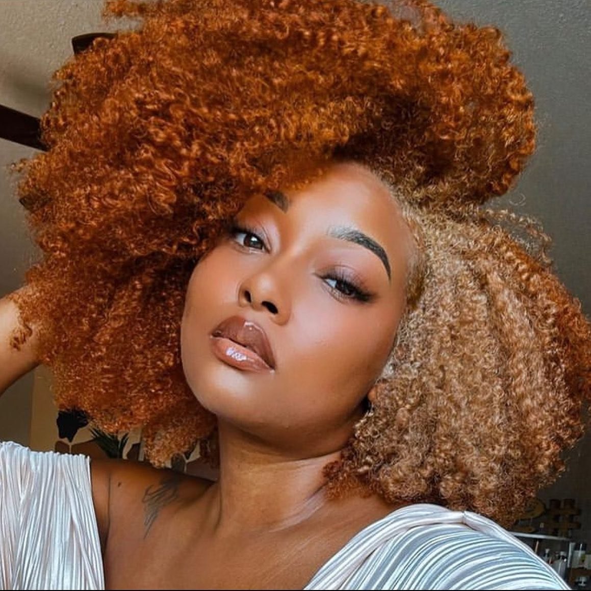 Fall is upon us🤗🍁
By: @msnaturalhairexpo
#fallcolors #fallmakeovers #curlyhair #curlsaunaturel #curlscurlscurls #vividhaircolor #transformation #texturehairelevated #texpertcollective