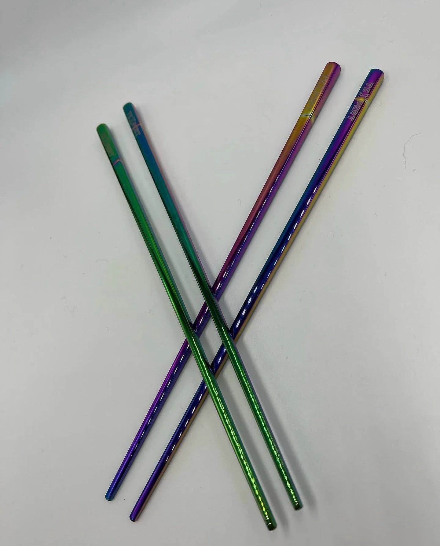 A little take me back! ✨
✨ Sectioning, Elevated ✨ 

At Texpert Collective, precision starts before the first cut. Our curly hair specialist curved shears are built for shaping &mdash; but it&rsquo;s our sectioning tools that set the foundation for fl