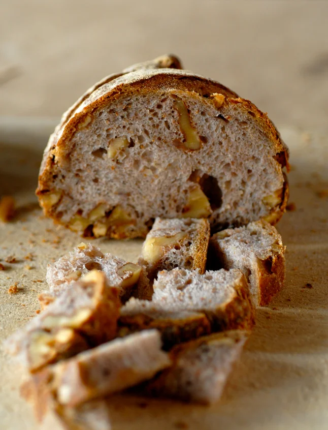 Walnut Levain from Runner & Stone , Brooklyn, NYC (Credit: Mayumi Kasuga)