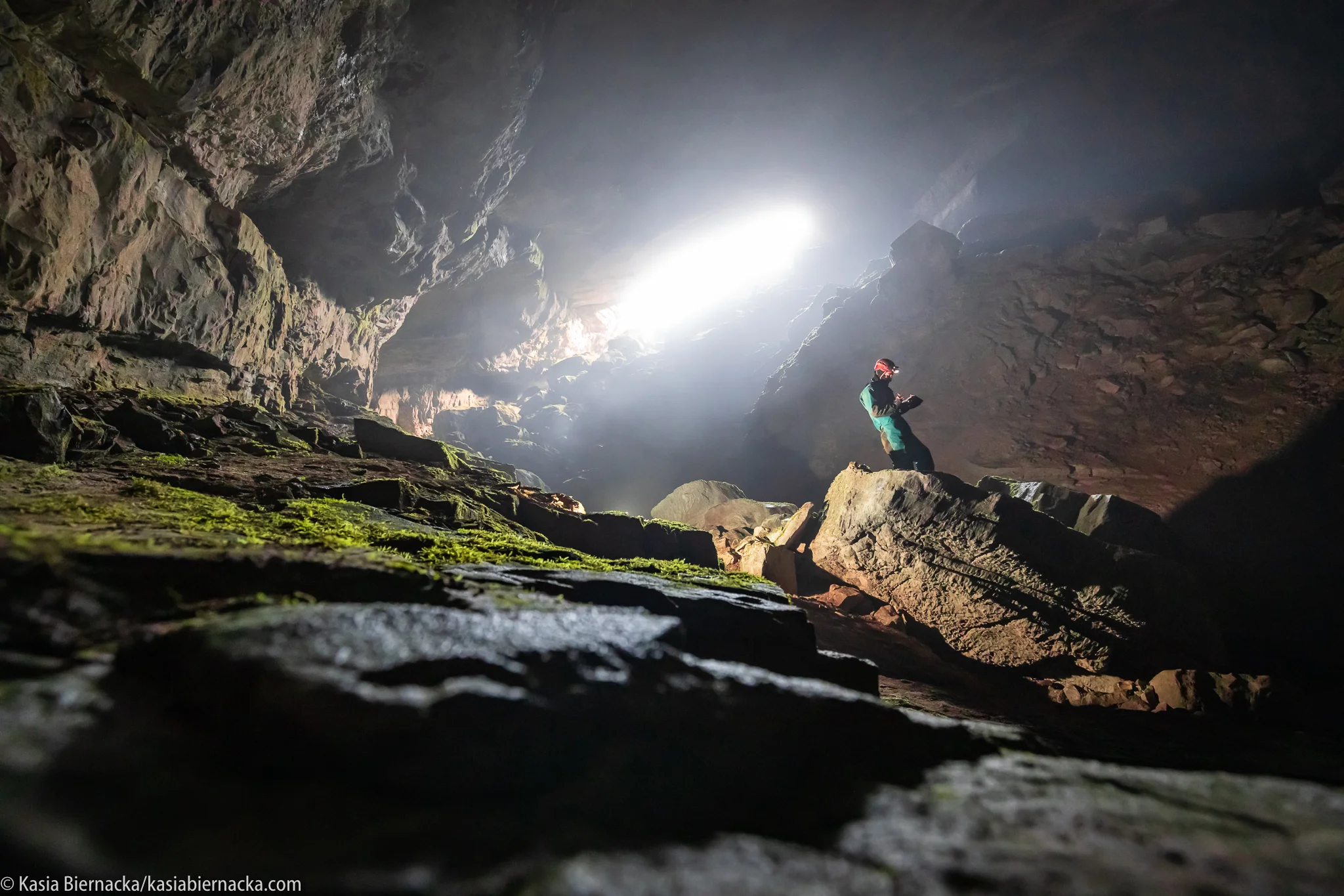ResurveyEntranceChamber_Cheve2019_KasiaBiernacka_MG_5198_2048px.jpg