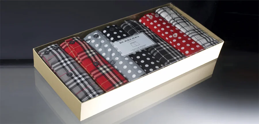 HOLIDAY PACKAGING